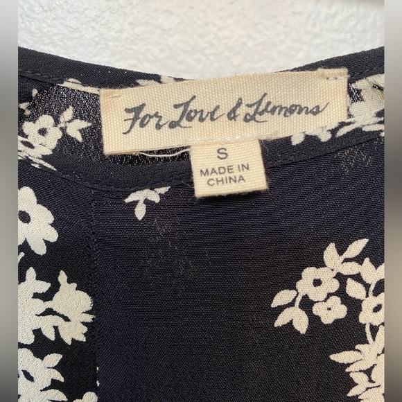 For Love & Lemons Dulce floral Pants and Crop top tie front matching set - Picture 11 of 14